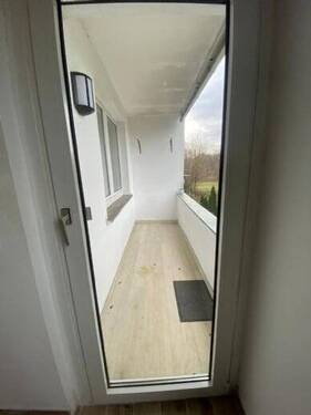 Balkon - Etagenwohnung mit 80,00 m&sup2; in Troisdorf zur Miete