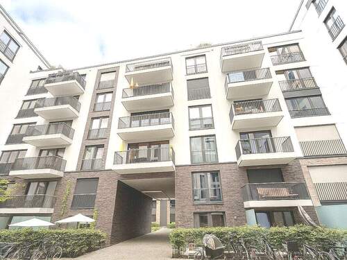 Innerhof Building 2 - 