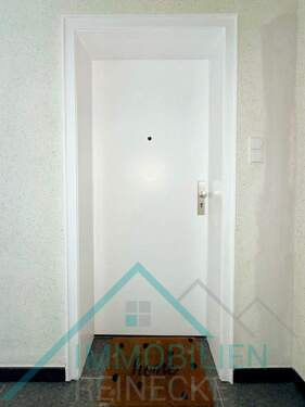 Wohnungseingang außen - Etagenwohnung mit 53,00 m&sup2; in Iserlohn / Gerlingsen zum Kaufen