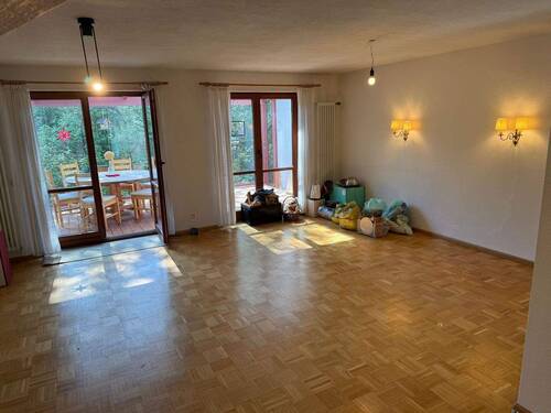Wohnzimmer - 6 Zimmer Reihenmittelhaus zum Kaufen in Lörrach