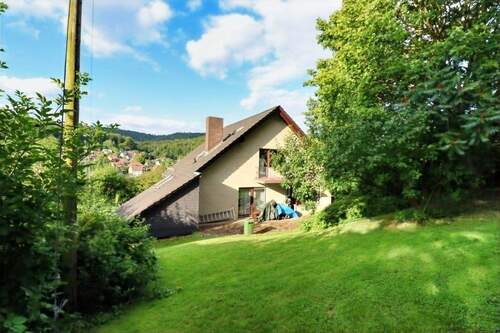 Terrasse - Mehrfamilienhaus, Wohnhaus mit 190,00 m² in Alfeld zum Kaufen