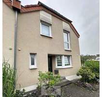 Platz für die ganze Familie - Charmantes Reihenendhaus in ruhiger Lage mit Garten und Garage in Bielefeld-Brackwede - Bielefeld / Brackwede