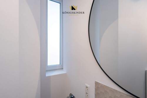 Selbst das kleine Fenster setzt Akzente - 