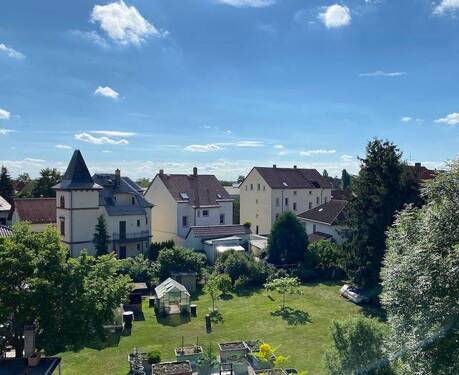 Bild 1 - Charmante Maisonette-Dachgeschosswohnung mit Balkon und Tiefgaragen-Stellplatz