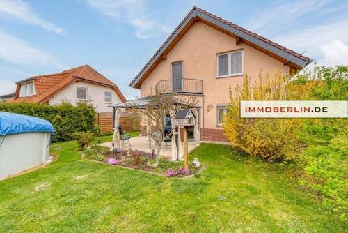 3 - 4 Zimmer Einfamilienhaus in Berlin