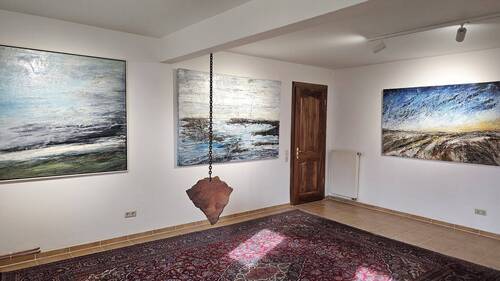 Showroom (2) - 