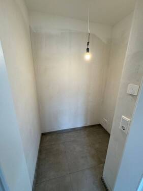 Abstellkammer - 