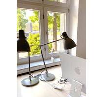 Offene Arbeitsplätze im hellen Altbau von Pempelfort, Düsseldorf