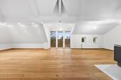 3 - Etagenwohnung mit 251,00 m&sup2; in Berlin zum Kaufen