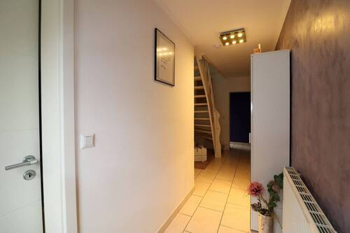 Diele - 5 Zimmer Einfamilienhaus zum Kaufen in Grevenbroich