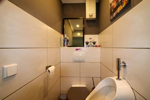WC - 