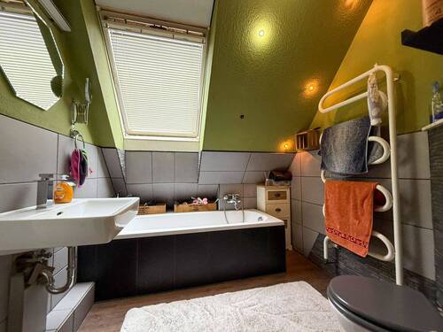 Vollbad im Dachgeschoss - 