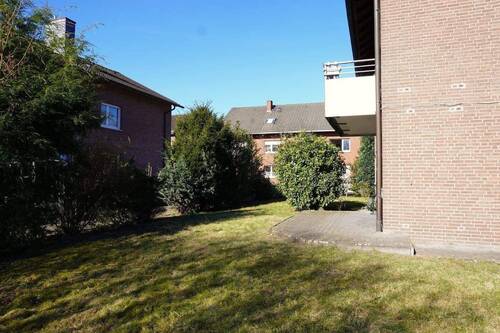 Südgarten mit Terrasse - 