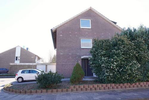 Außenansicht Seite - Mehrfamilienhaus, Wohnhaus mit 216,00 m² in Lingen (Ems) zum Kaufen