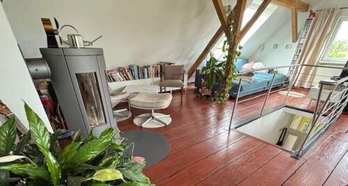 lichtdurchflutes Wohnzimmer - 