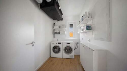 HWR mit Be- und Entlüftungsanlage / KI-Staging
- 