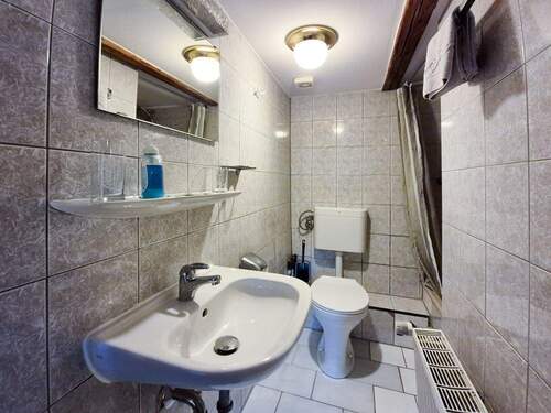 OG-Zimmer-2-bad.jpg - 