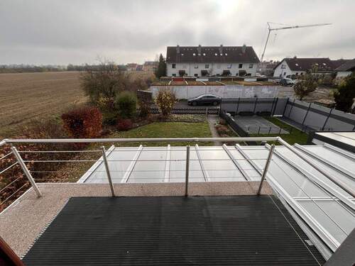 Südbalkon - Freies Unverbautes 6-Zimmer Reihenendhaus mit Garten in Neutraubling