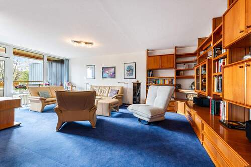 Wohnzimmer - 3 Zimmer Etagenwohnung in Hamburg