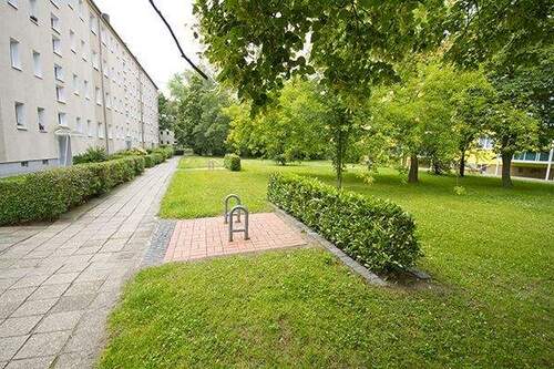 Umfeld - 3 Zimmer Etagenwohnung zur Miete in Halle (Saale)