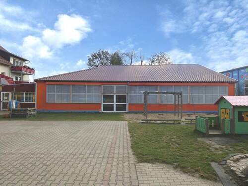 Indoorspielhalle - 