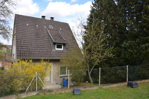 Rechte Seite - 5 Zimmer Einfamilienhaus in Höxter