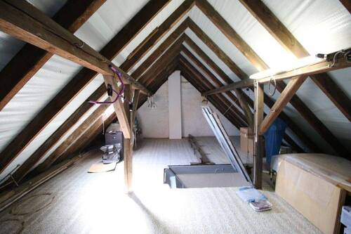 Spitzboden - 