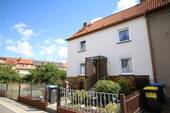 Hausansicht - 4 Zimmer Reihenendhaus zum Kaufen in Leuna