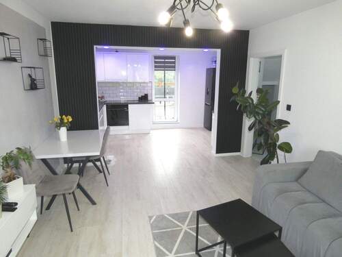 EG - Wohnen / Blick zum Küchenbereich - 