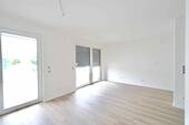 Wohn- Essbereich - Ansicht 1 - 3 Zimmer Etagenwohnung zur Miete in Willich