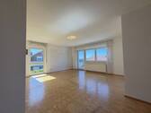 Wohn- und Esszimmer - 