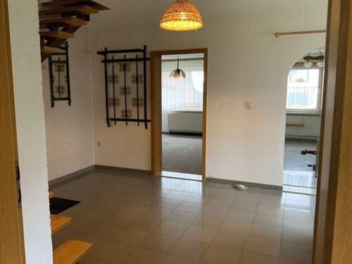 Großzügige Diele - 