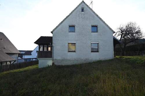 Leichtes Hanggrundstück - 