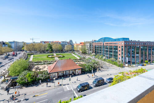 Balkon - Etagenwohnung mit 94,90 m&sup2; in Berlin zum Kaufen