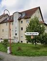 Hausansicht - Wohnung mit wunderschöner Terrasse in Dölzig!
