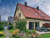 Hausansicht - Doppelhaushälfte mit 142,00 m² in Theuma zum Kaufen