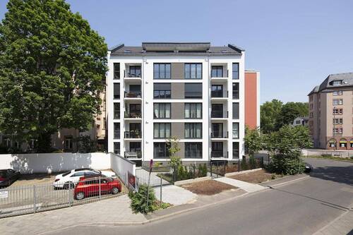 Hausansicht Heiligkreuzgasse - 2-Zimmer-Wohnung mit Einbauküche und Balkon in Zentrumsnähe zu vermieten!