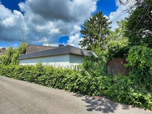 Schwimmhalle II - 