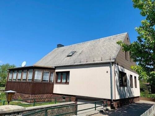 Hausansicht - 8 Zimmer Einfamilienhaus in Reichenbach