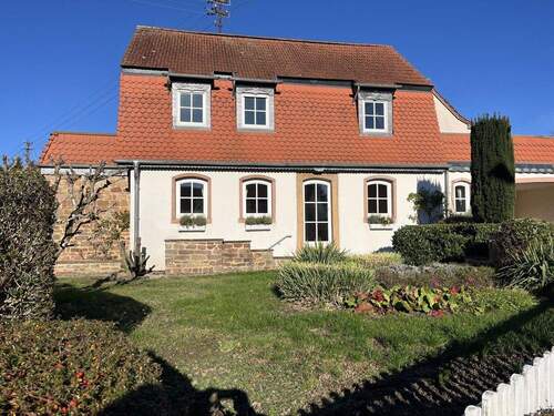 Blick von der Straße - Haus in Saarbrücken Scheidterberg