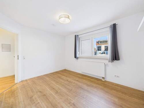 Kinderzimmer 1 - Etagenwohnung mit 103,70 m&sup2; in Bad Liebenzell zum Kaufen