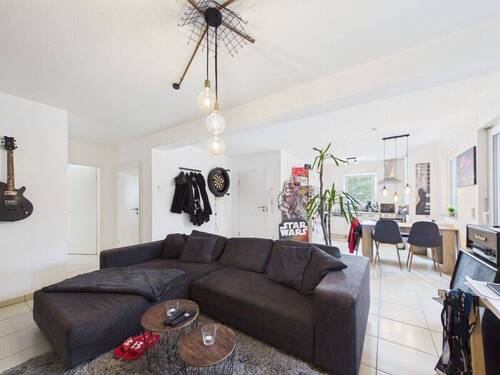 REMAX Immobilien DeLux Wohnung in Hausbach zu verkaufen - Etagenwohnung mit 53,00 m&sup2; in Losheim am See / Hausbach zum Kaufen