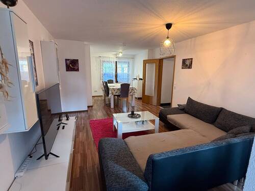 Geräumiges Wohn- und Esszimmer - 3,5-Zimmerwohnung zentrumsnah Bad Krozingen teilmöbliert