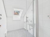 DG: Badezimmer - 