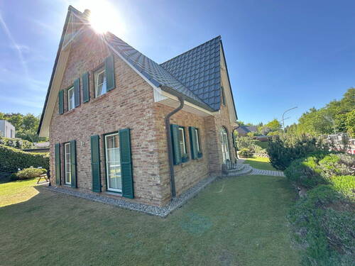 Seite - Einfamilienhaus mit 132,00 m² in Henstedt-Ulzburg zum Kaufen