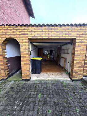 Garage - 