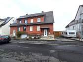 Frontansicht - 8 Zimmer Doppelhaushälfte in Edermünde / Grifte