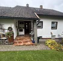 Schönes Einfamilienhaus mit Garage in Regen-Bürgerholz, Aussichtslage, Südausrichtung, gepfl. Garten