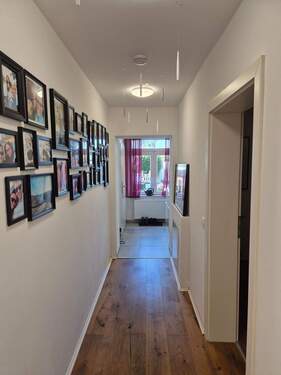 Flur - 2 Zimmer Etagenwohnung zum Kaufen in Heroldsberg