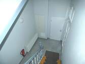 EG - Hauseingangsbereich / Treppenhaus - 